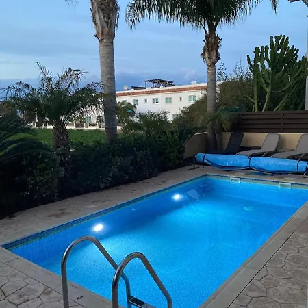 Marianna With Heated Pool